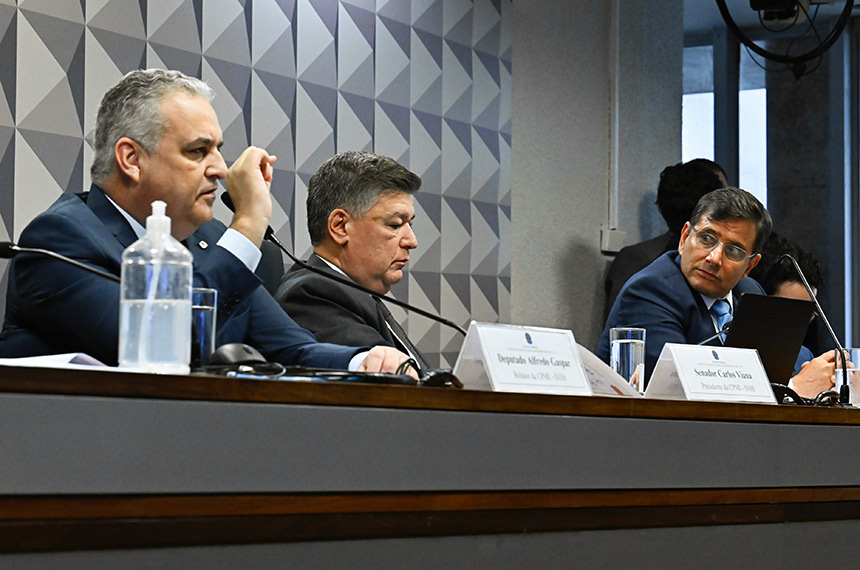 Advogado detalha esquema de fraudes no INSS; CPMI vai pedir prisões — Senado Notícias