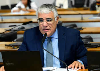 Prevenção ao suicídio deve ter ações para pessoas mais vulneráveis, aprova CDH — Senado Notícias