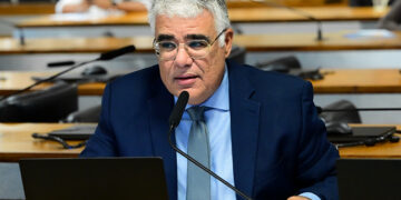 Prevenção ao suicídio deve ter ações para pessoas mais vulneráveis, aprova CDH — Senado Notícias