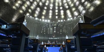 Atualizações em convenção de segurança no mar seguem para promulgação — Senado Notícias