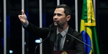 Cleitinho pede mobilização por anistia a condenados pelo 8 de Janeiro — Senado Notícias