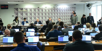 CPMI do INSS aprova 174 requerimentos; convocações de ministros viram convites — Senado Notícias