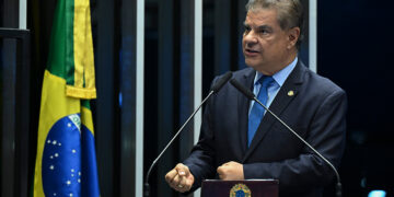 Nelsinho Trad celebra aniversário de 35 anos do SUS — Senado Notícias