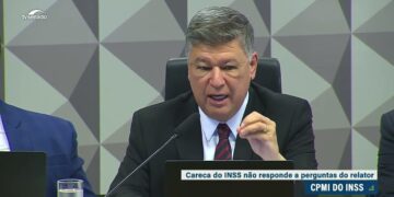 ‘Careca do INSS’ nega acusações e se recusa a responder relator da CPMI — Senado Notícias