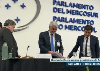 Humberto Costa é o novo presidente do Parlamento do Mercosul — Senado Notícias