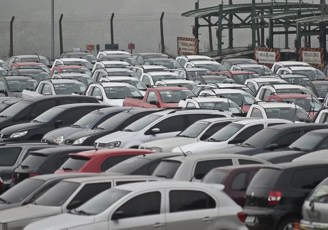 Emplacamento de veículos acumula melhor resultado desde 2014
