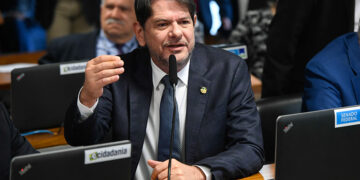 CE conclui na terça-feira votação de incentivo à contratação de pesquisadores — Senado Notícias