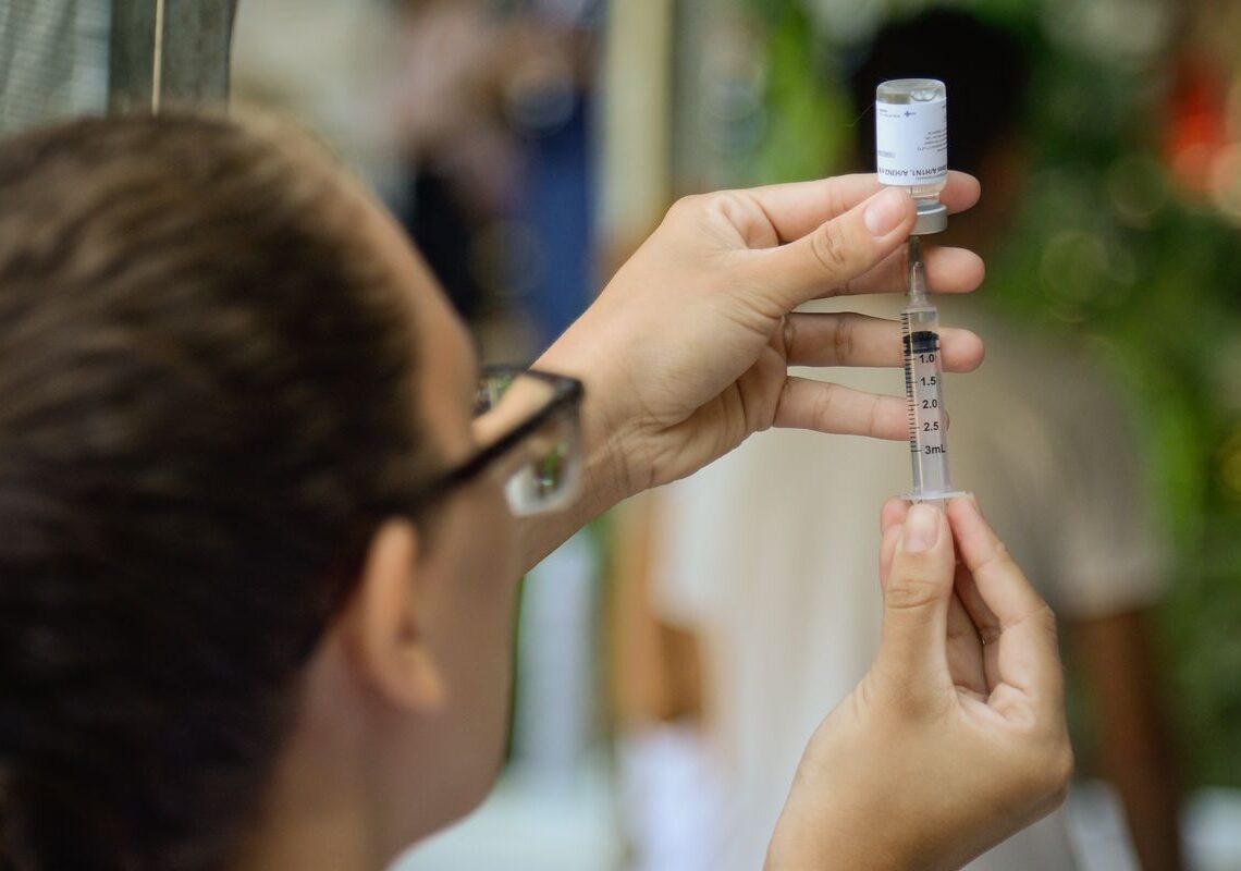 Aumento de casos de SRAG no Brasil decorrem do rinovírus e Sars-CoV-2