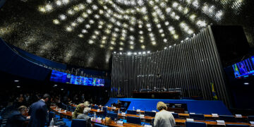 Plenário aprova homenagem pelos 52 anos da entidade dos Procuradores da República — Senado Notícias