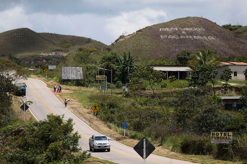 Lei dá mais 5 anos para regularização de imóveis na faixa de fronteira — Senado Notícias