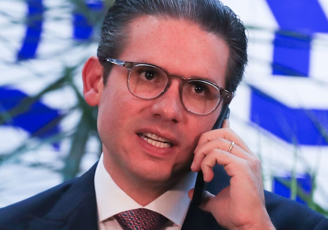 Motta: decisão que barrou Eduardo Bolsonaro em liderança foi técnica