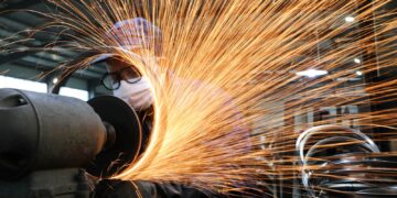 Empresas afetadas por tarifaço podem pedir crédito do Brasil Soberano