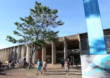 Cientistas desenvolvem testes para detecção de metanol em bebidas