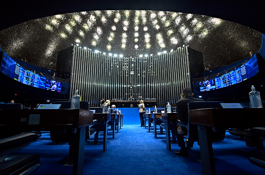 Sessão especial celebra 75 anos das Equipes de Nossa Senhora no Brasil — Senado Notícias