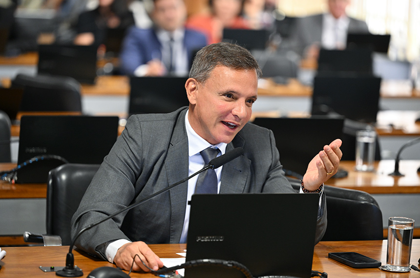CCJ debate projeto que limita concessão de liberdade provisória — Senado Notícias