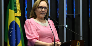 Zenaide destaca importância do Outubro Rosa — Senado Notícias