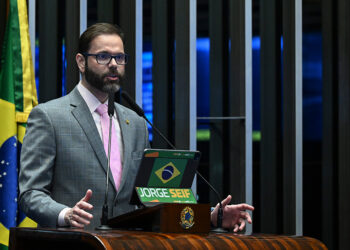 Seif critica tentativas de limitar ação do Senado em pedidos de impeachment — Senado Notícias