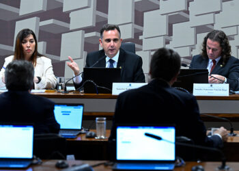 Comissão temporária começa a debater a atualização do Código Civil — Senado Notícias