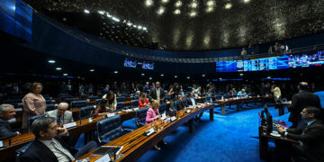Vai à sanção projeto sobre portabilidade de salário e crédito com juros menores — Senado Notícias