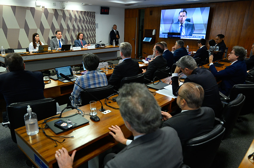 Juristas divergem sobre inclusão do direito digital no Código Civil — Senado Notícias