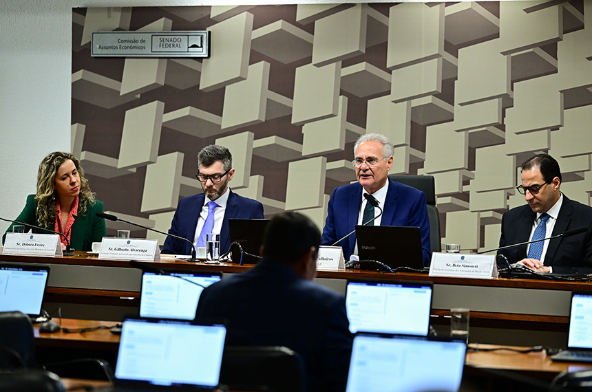 Debatedores afirmam que isenção do IR será positiva para a economia — Senado Notícias