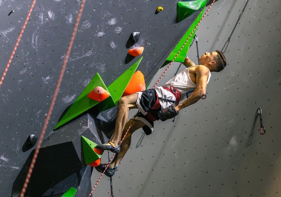 Eduardo Schaus leva bronze na Copa do Mundo de paraescalada na França