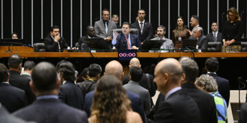 Congresso aprova validade permanente para isenção do Imposto de Renda — Senado Notícias