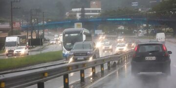 Lote 5 de rodovias do Paraná é leiloado