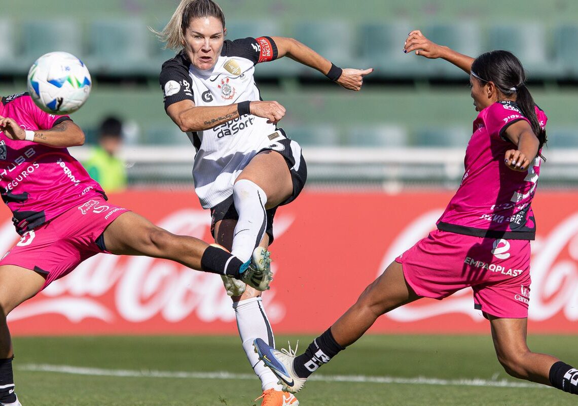 Libertadores Feminina: Corinthians inicia busca pelo hexa com empate