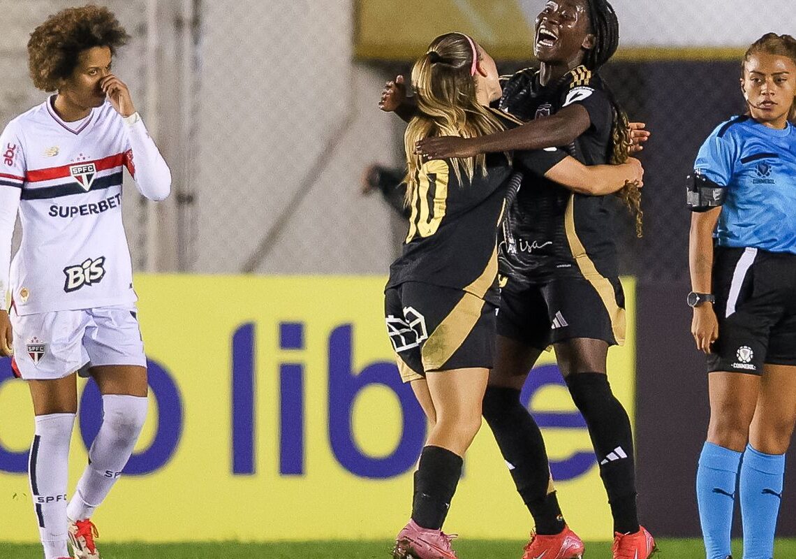 São Paulo é derrotado e se complica na Libertadores Feminina