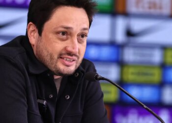 Arthur Elias convoca seleção para amistosos contra Inglaterra e Itália