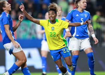 Brasil mantém hegemonia contra a Itália com vitória por 1 a 0