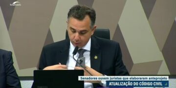 Comissão começa a debater atualização do Código Civil — Senado Notícias