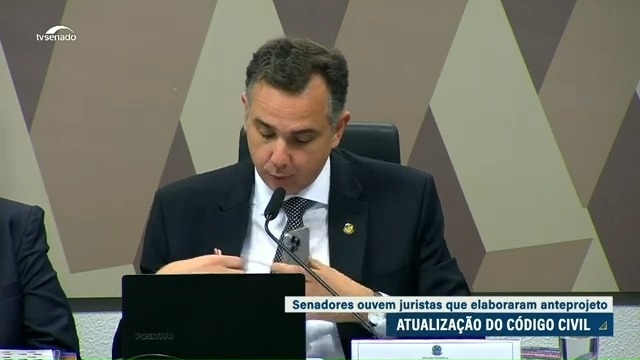 Comissão começa a debater atualização do Código Civil — Senado Notícias