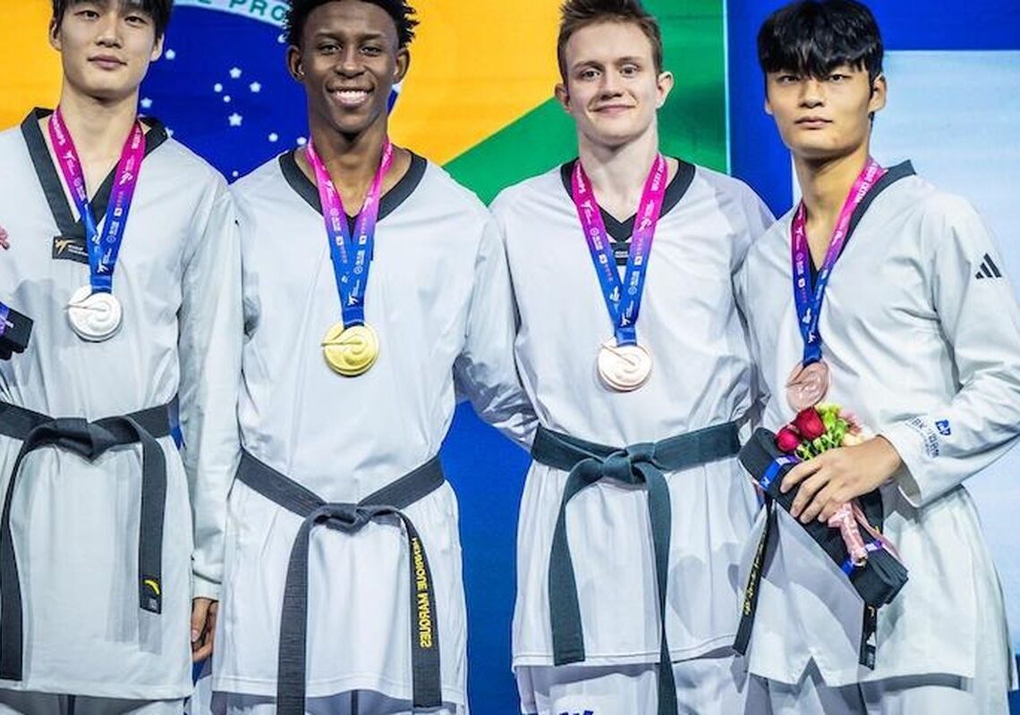 Henrique Marques conquista 2º ouro brasileiro no Mundial de Taekwondo