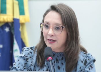 Comissão aprova obrigação de fabricantes em divulgar pontos de coleta para pilhas e eletrônicos – Notícias