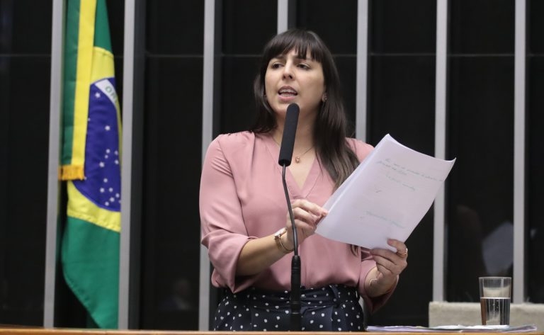 Câmara aprova projeto que prevê medidas para assegurar o convívio de crianças com a natureza – Notícias