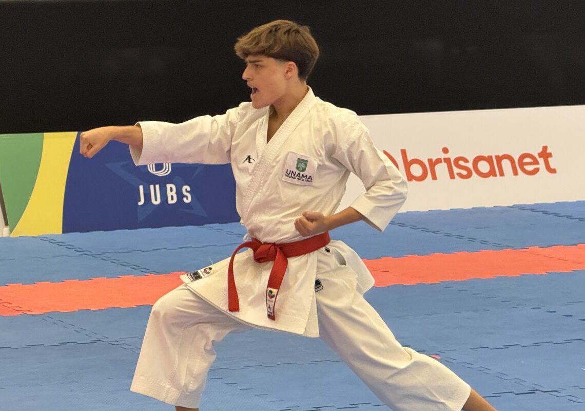 Jovem conta com torcida da família e garante prata nos Jubs