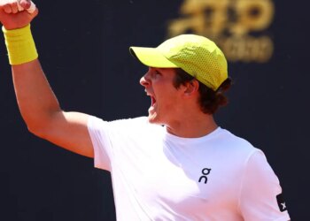 João Fonseca vence estreia contra atual campeão do ATP 500 da Basileia