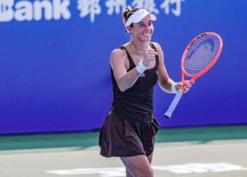 Luisa Stefani retorna ao top 20 e comemora inédita vaga no Finals