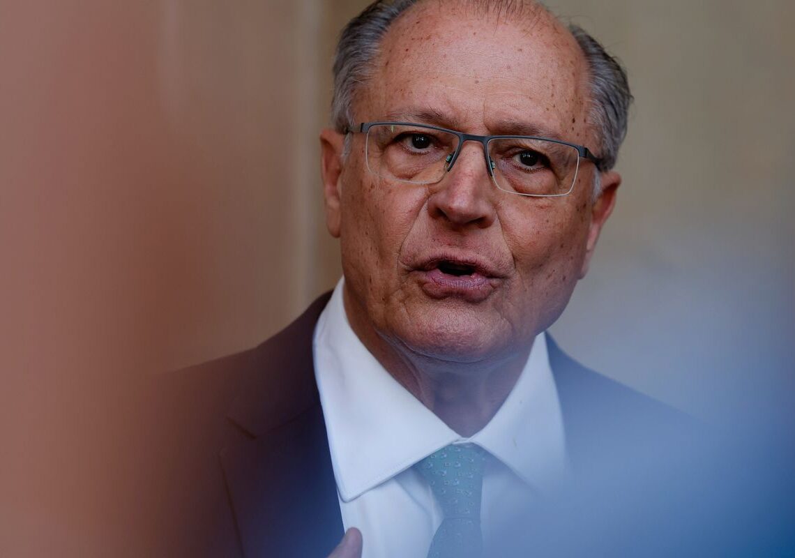 Brasil venderá 6 milhões de barris de petróleo à Índia, diz Alckmin