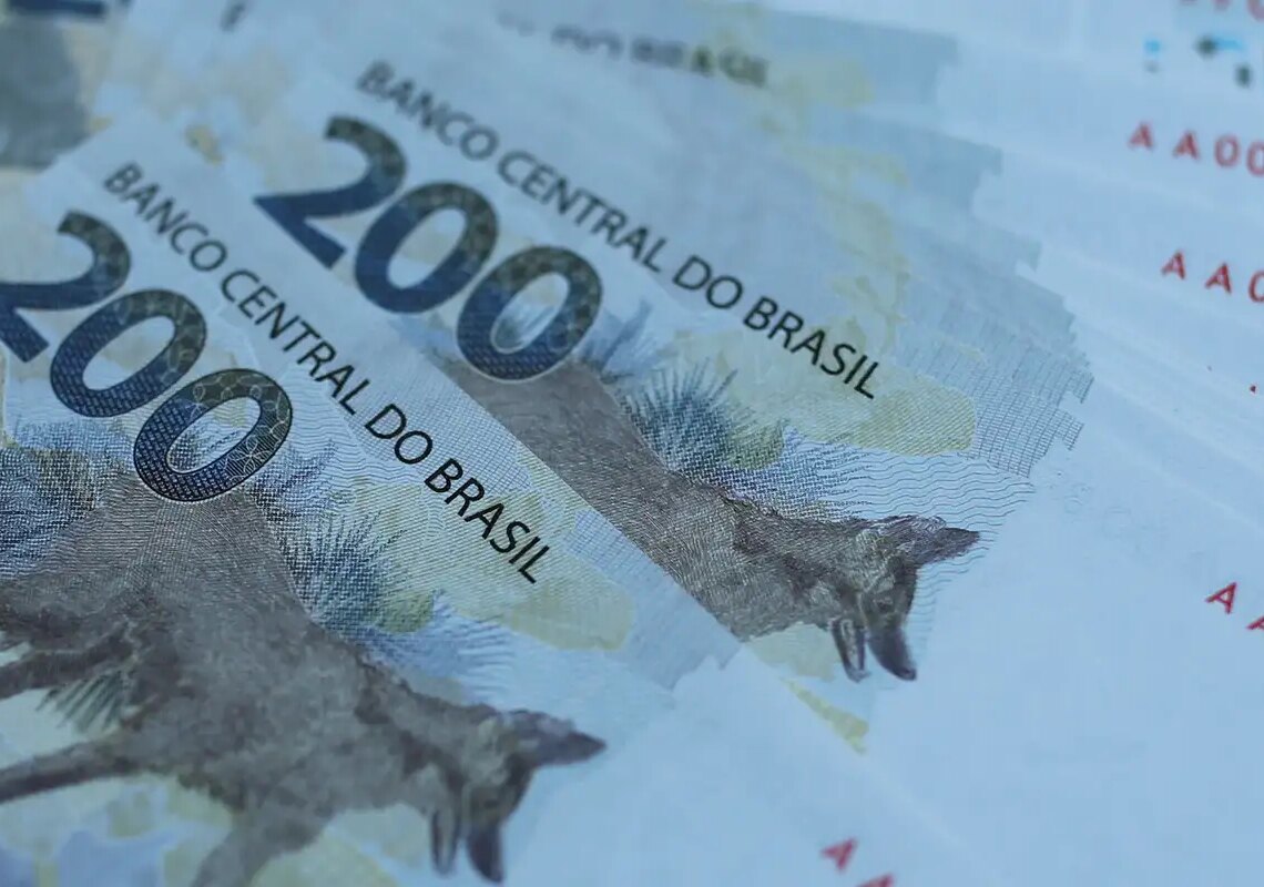 Contas externas têm saldo negativo de US$ 9,8 bilhões em setembro