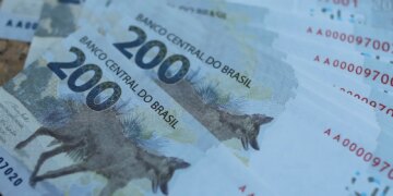Contas externas têm saldo negativo de US$ 9,8 bilhões em setembro