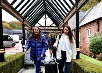 Seleção feminina se apresenta para amistosos com Inglaterra e Itália