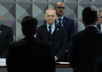 CPI do Crime Organizado chama dois ministros e 11 governadores