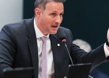 Derrite quer mudanças na condução de audiências de custódia