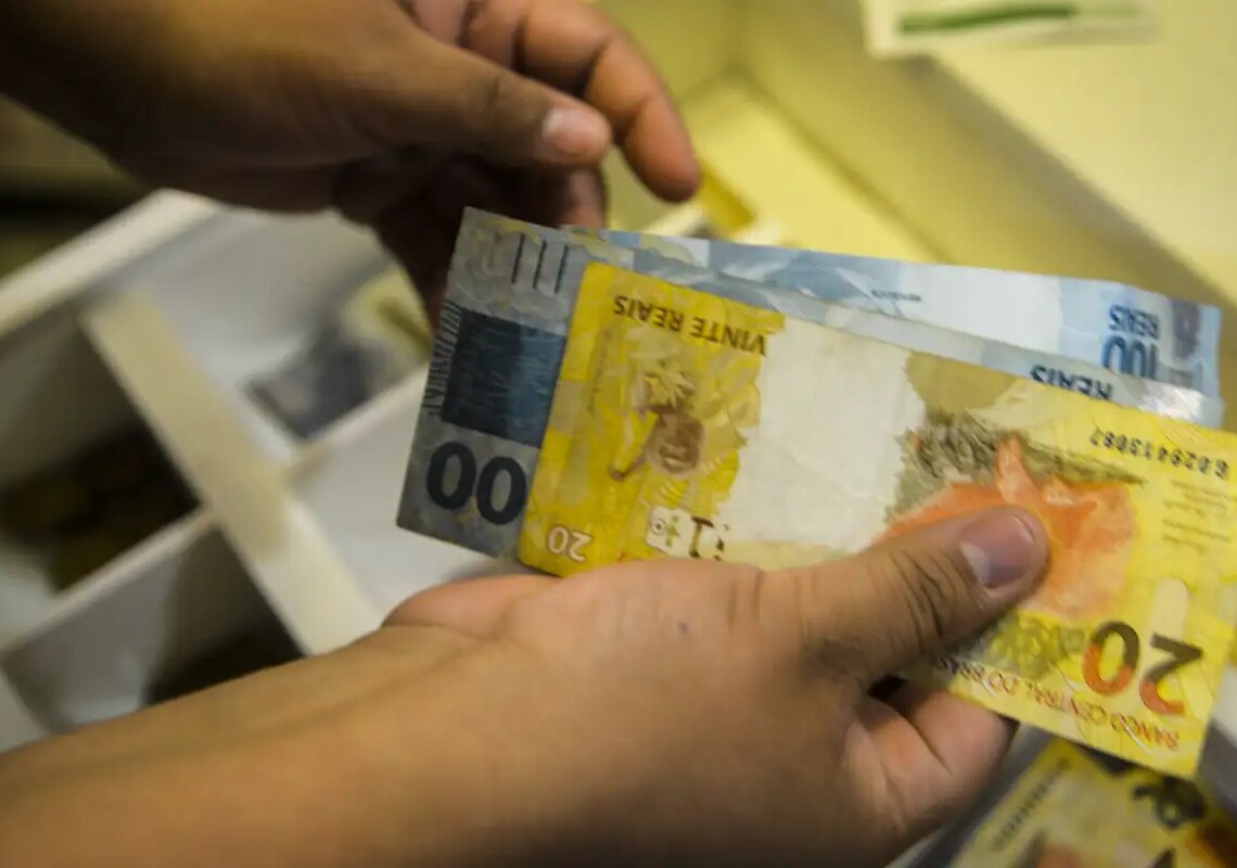 Economia brasileira cresce 0,1% no terceiro trimestre, estima FGV