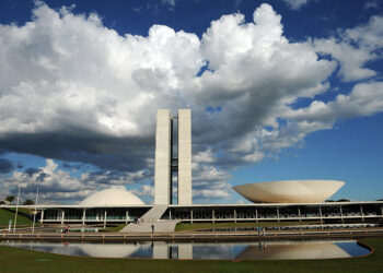 Volta ao Senado projeto que muda regras de processo tributário — Senado Notícias