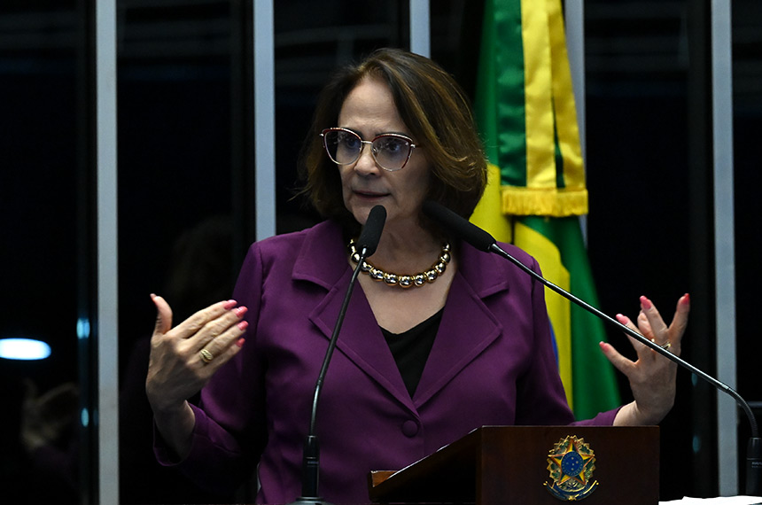 Damares critica medidas judiciais contra ex-presidente Bolsonaro — Senado Notícias