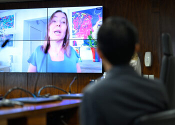 Debate na CDH pede conscientização sobre Síndrome do Nariz Vazio — Senado Notícias